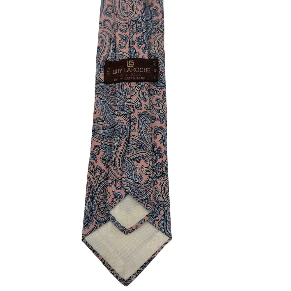 Guy Laroche Paris Mens Silk Paisley Tie Pink Blue Made in‎ USA Vintage Accessory